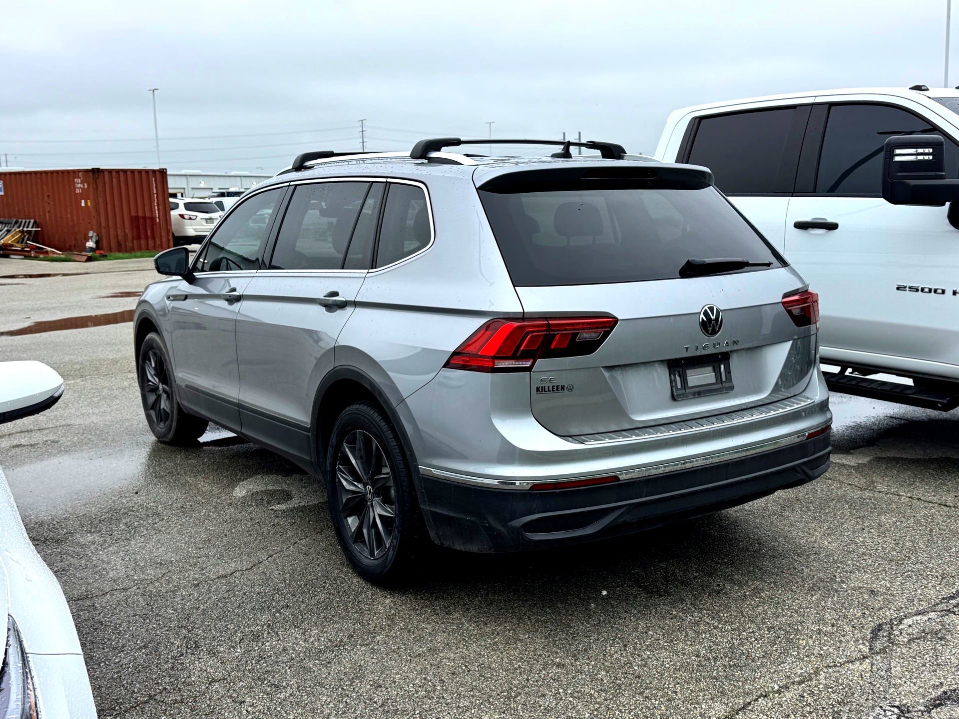 Used 2023 Volkswagen Tiguan SE FWD image 4