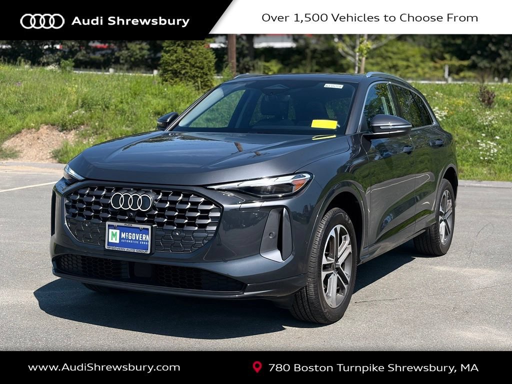 Used 2025 Audi Q5 Premium w/ Convenience Package