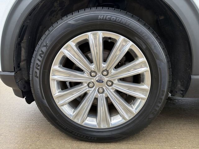 Used 2021 Ford Explorer Limited w/ Hybrid Equipment Group 310A AWD/4WD image 12