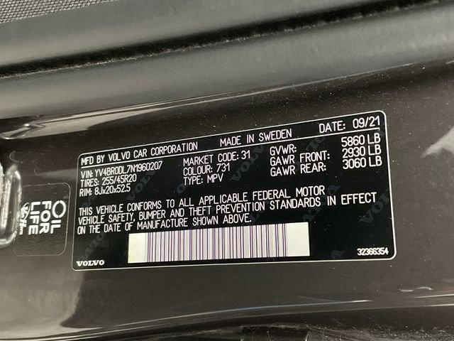 Used 2022 Volvo XC60 T8 Inscription w/ Advanced Package image 38