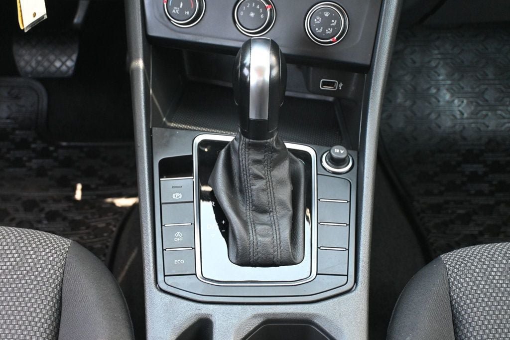 Used 2019 Volkswagen Jetta S w/ Driver Assistance Package FWD image 16