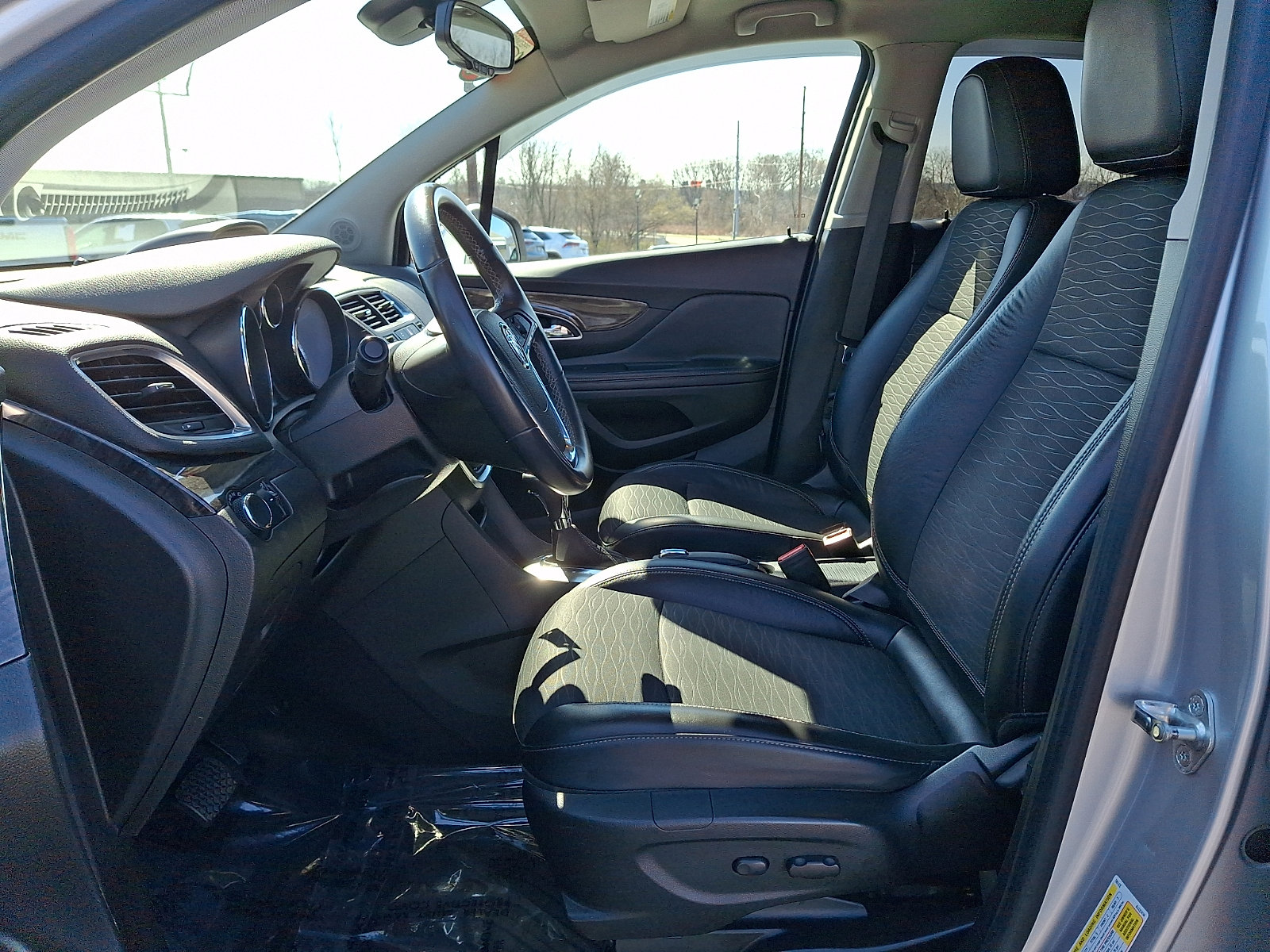 Used 2016 Buick Encore FWD image 19