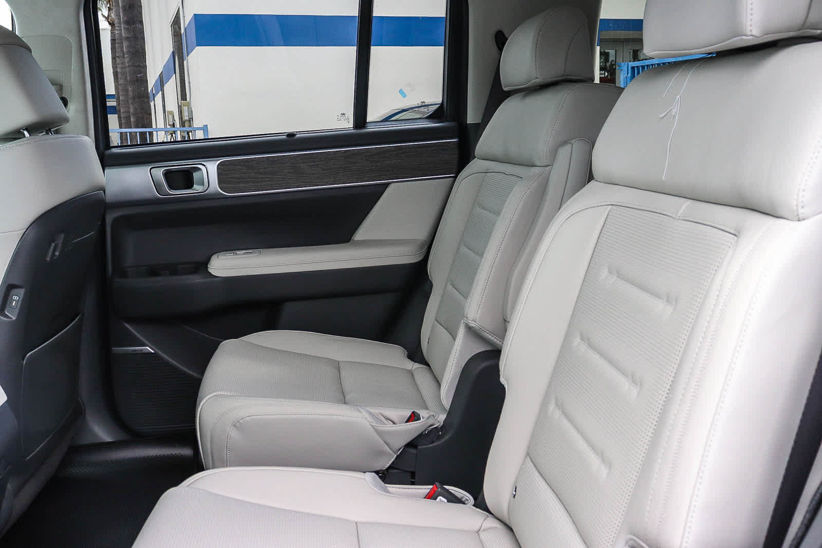 New 2026 Hyundai Santa Fe Calligraphy AWD/4WD image 23
