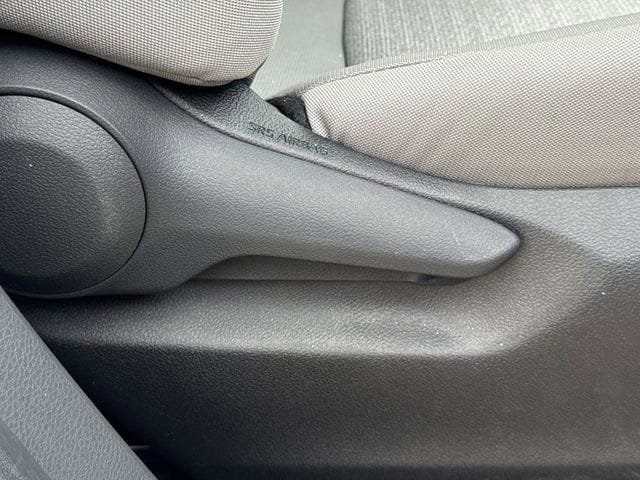 Used 2023 Toyota Sienna LE FWD image 29