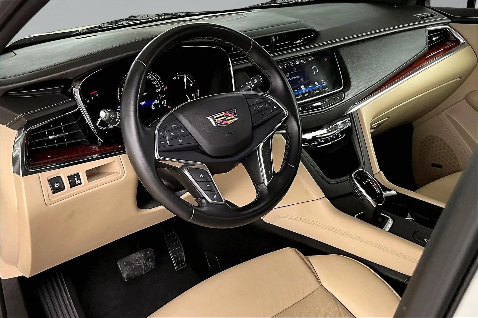 Used 2019 Cadillac XT5 Luxury FWD image 14