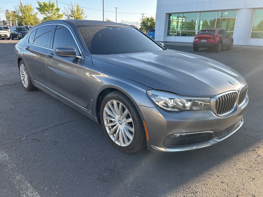 Used 2017 BMW 740i xDrive image 1