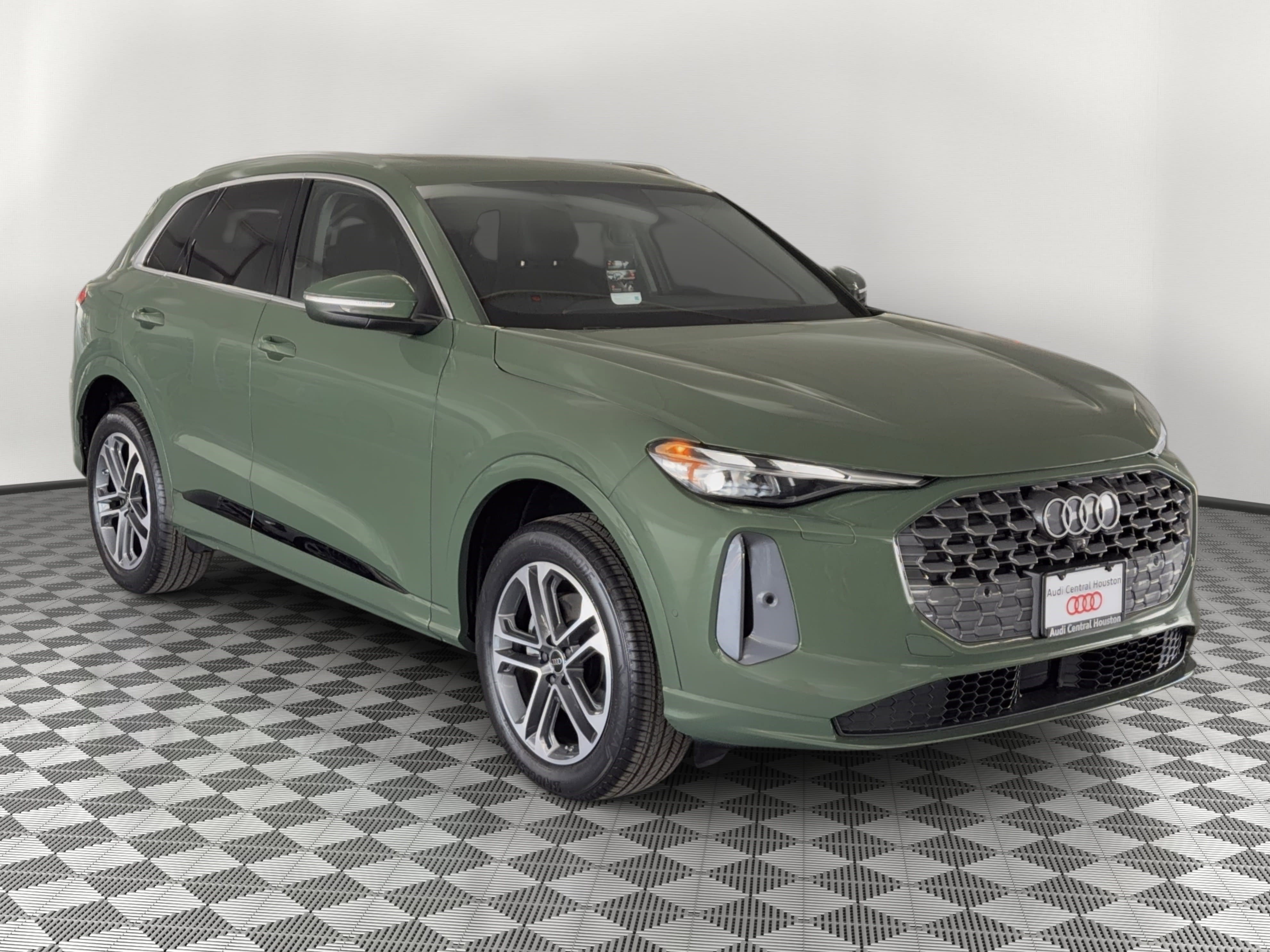 New 2026 Audi Q5 Premium image 7