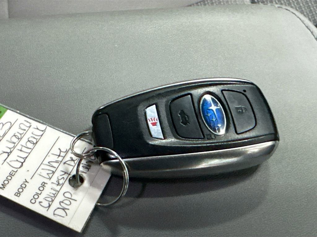 Used 2023 Subaru Outback Premium image 30