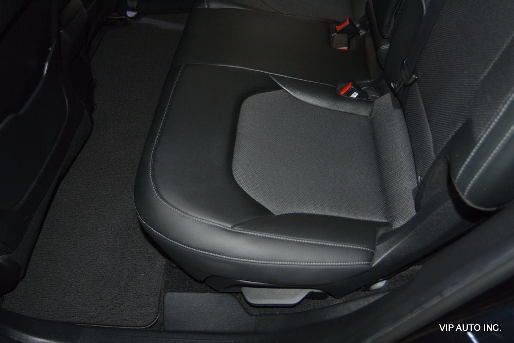 Used 2022 Kia EV6 Light RWD image 26