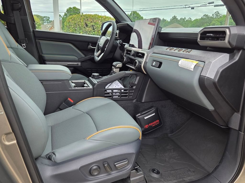 New 2026 Toyota Tacoma 4x4 Double Cab Hybrid image 16