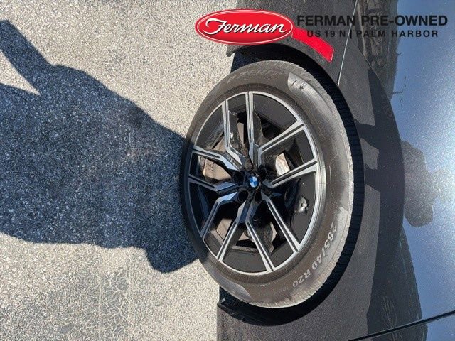 Used 2025 BMW 740i xDrive image 9