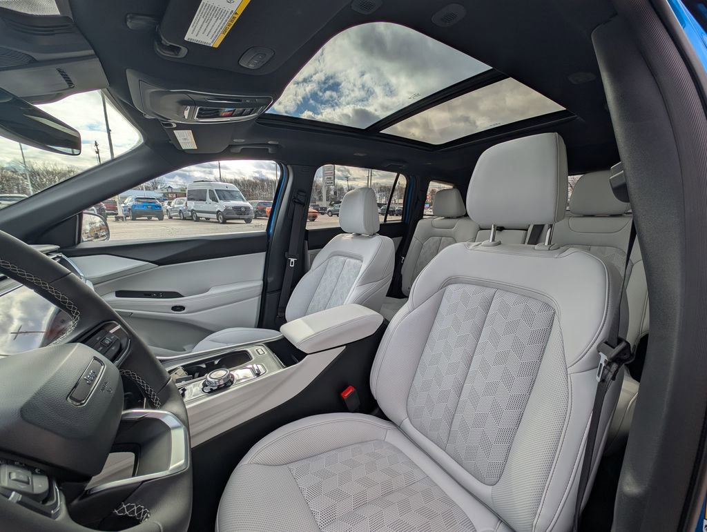 New 2026 Jeep Cherokee Overland AWD/4WD image 14