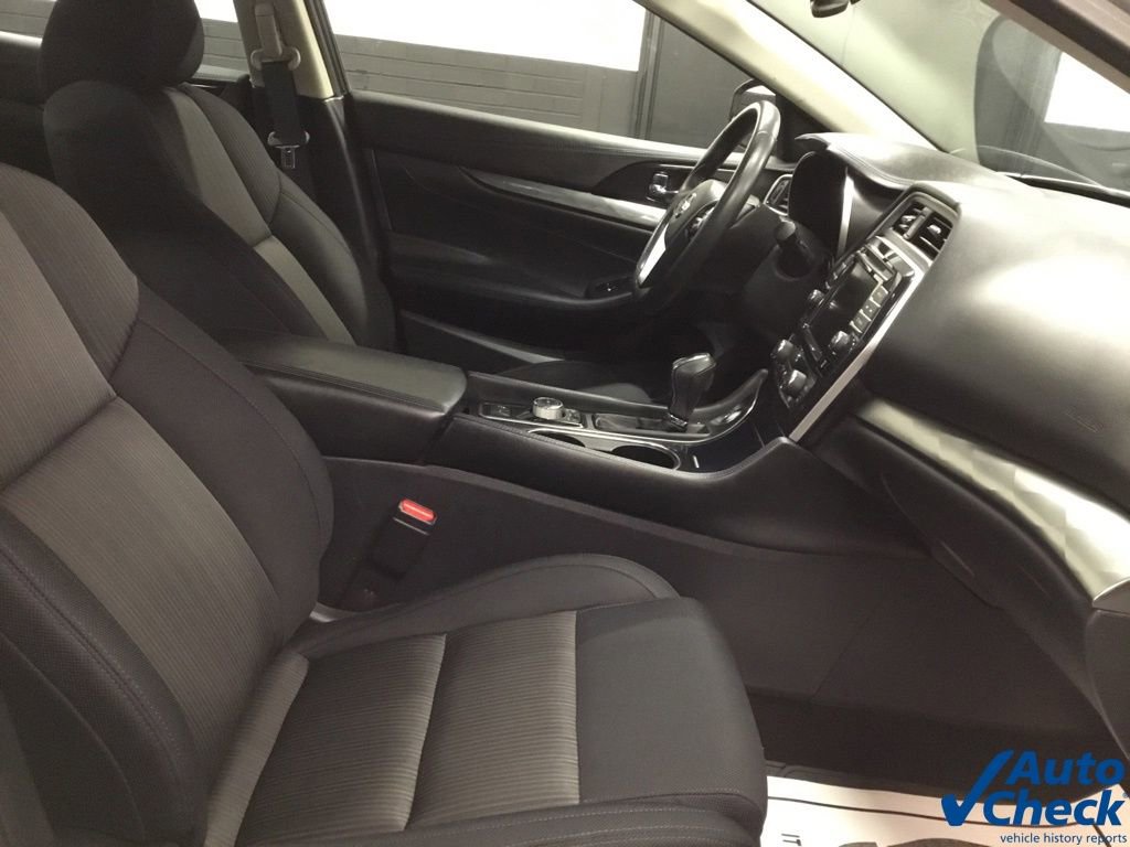 Used 2019 Nissan Maxima 3.5 S w/ Floor Mat Group FWD image 33