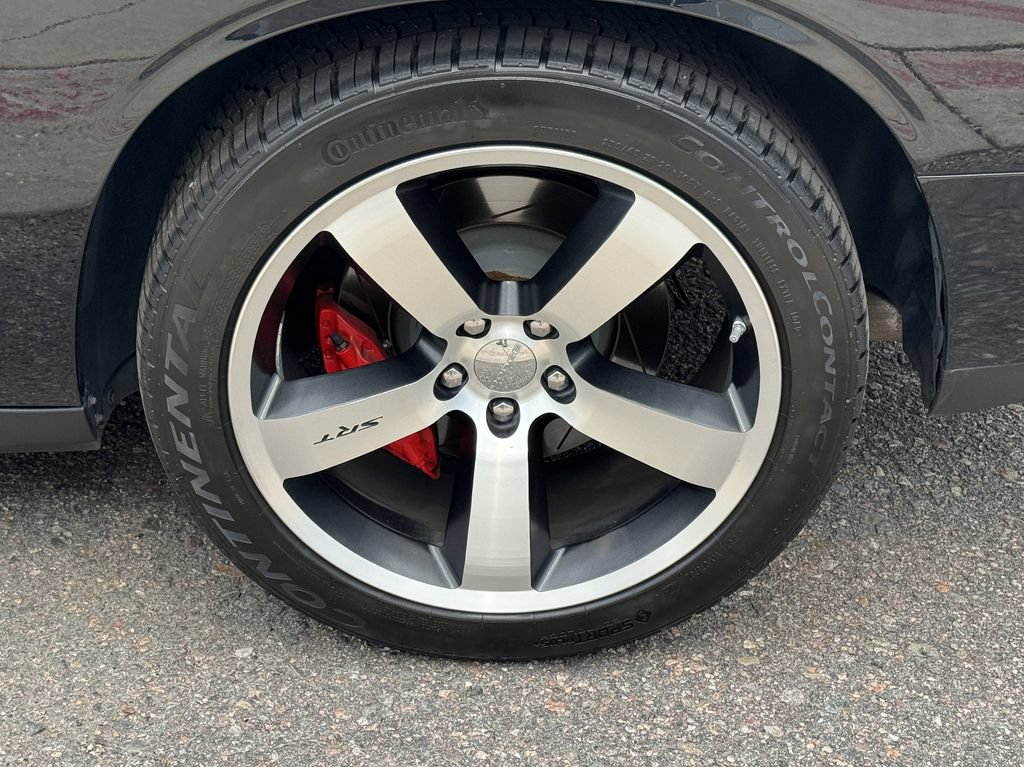 Used 2012 Dodge Challenger SRT8 RWD image 12