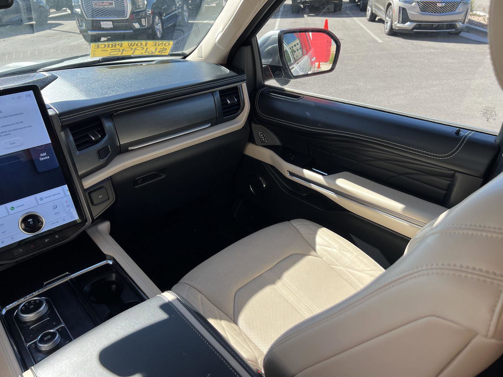 Used 2023 Ford Expedition Max Platinum image 26