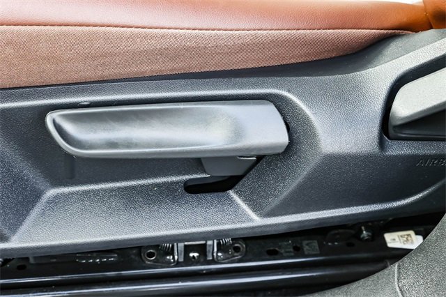 Used 2023 Volkswagen ID.4 Pro image 23