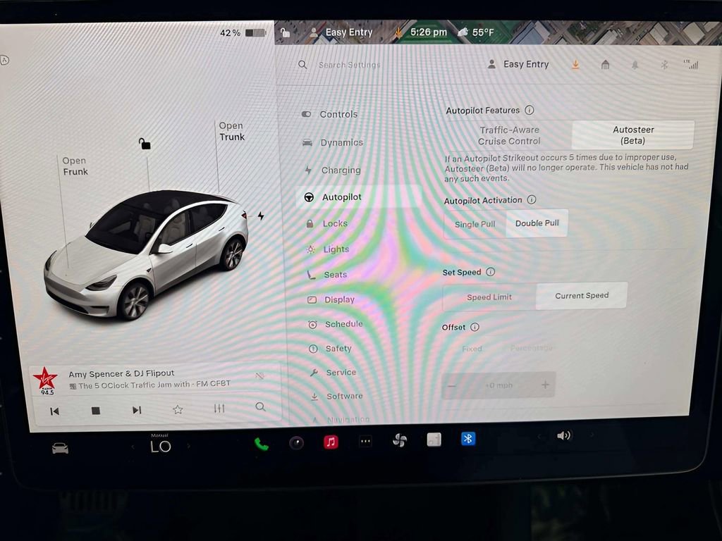 Used 2021 Tesla Model Y Long Range AWD/4WD image 40