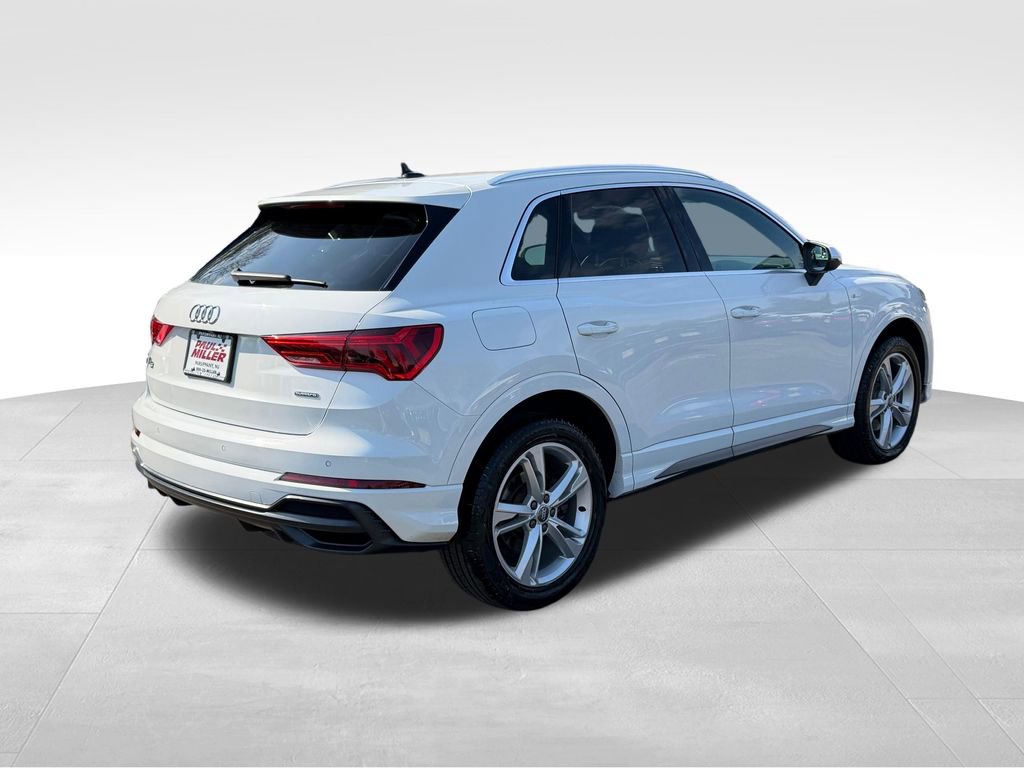 Used 2020 Audi Q3 2.0T Premium Plus w/ Premium Plus Package AWD/4WD image 9