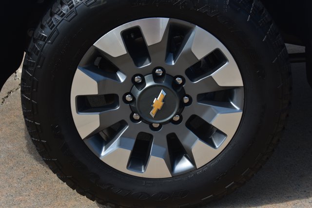 New 2026 Chevrolet Silverado 2500 Custom w/ Custom Value Package AWD/4WD image 11