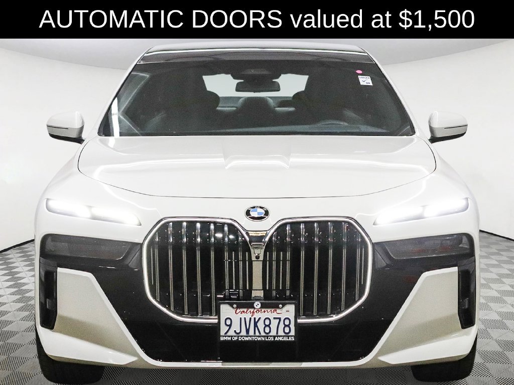 Used 2023 BMW 740i w/ Parking Assistance Package RWD image 2