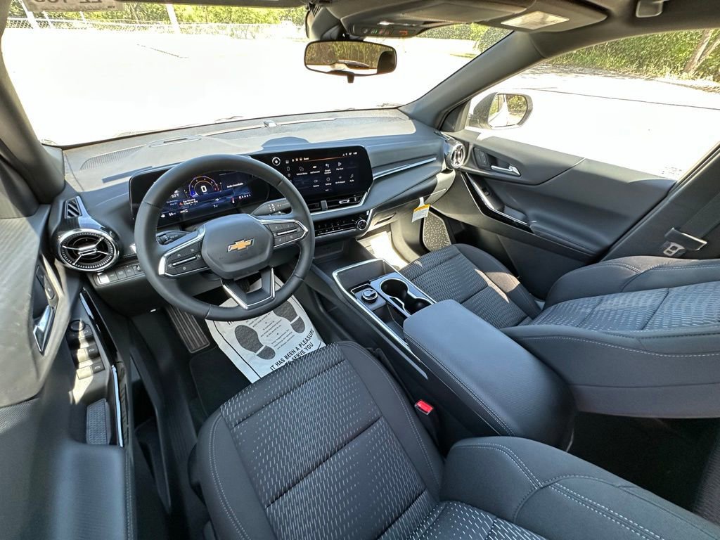 New 2026 Chevrolet Equinox LT AWD/4WD image 29