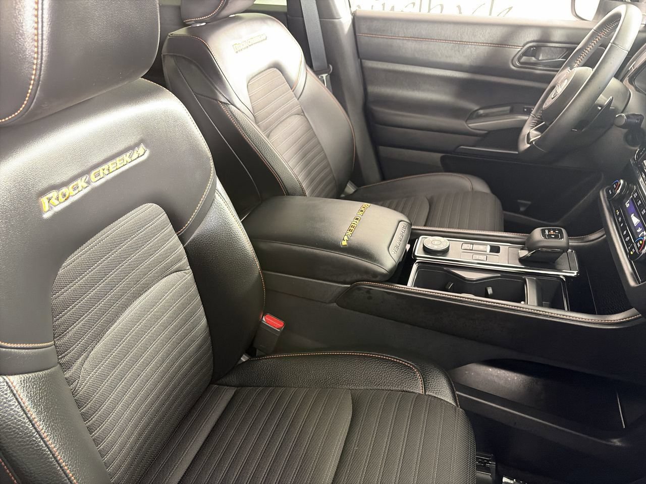 Used 2025 Nissan Pathfinder Rock Creek AWD/4WD image 25