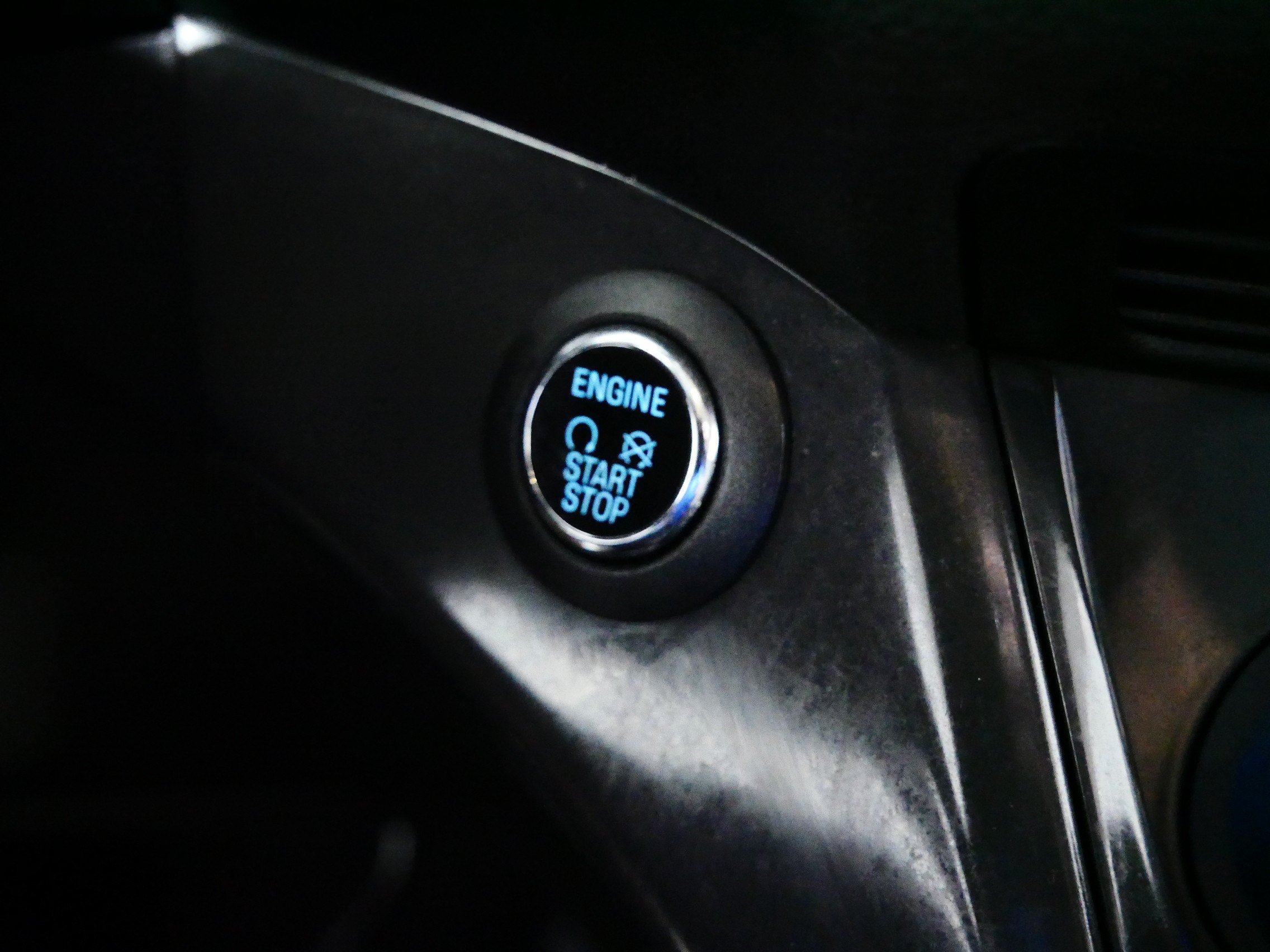Used 2016 Ford Escape Titanium FWD image 32