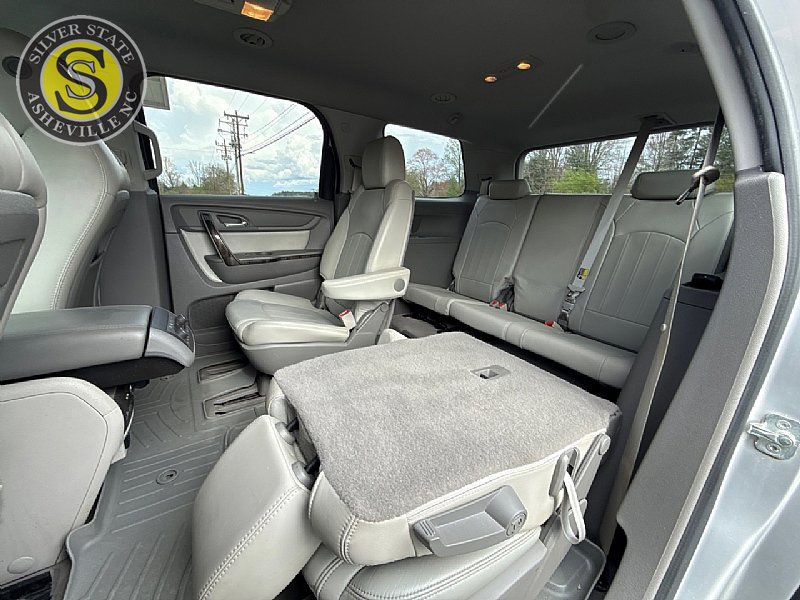 Used 2014 GMC Acadia SLT w/ Technology Package FWD image 15