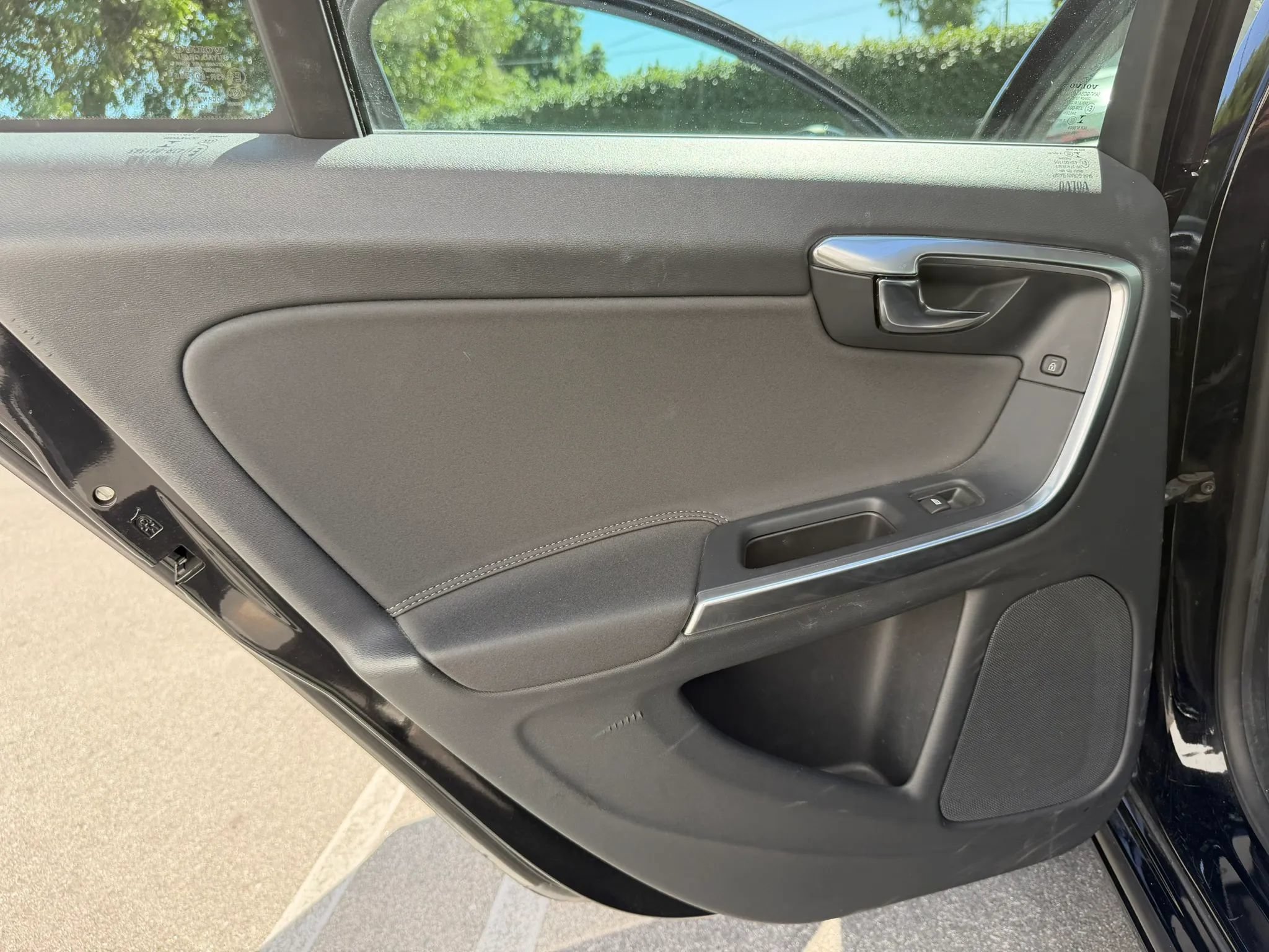 Used 2014 Volvo S60 T5 FWD image 50