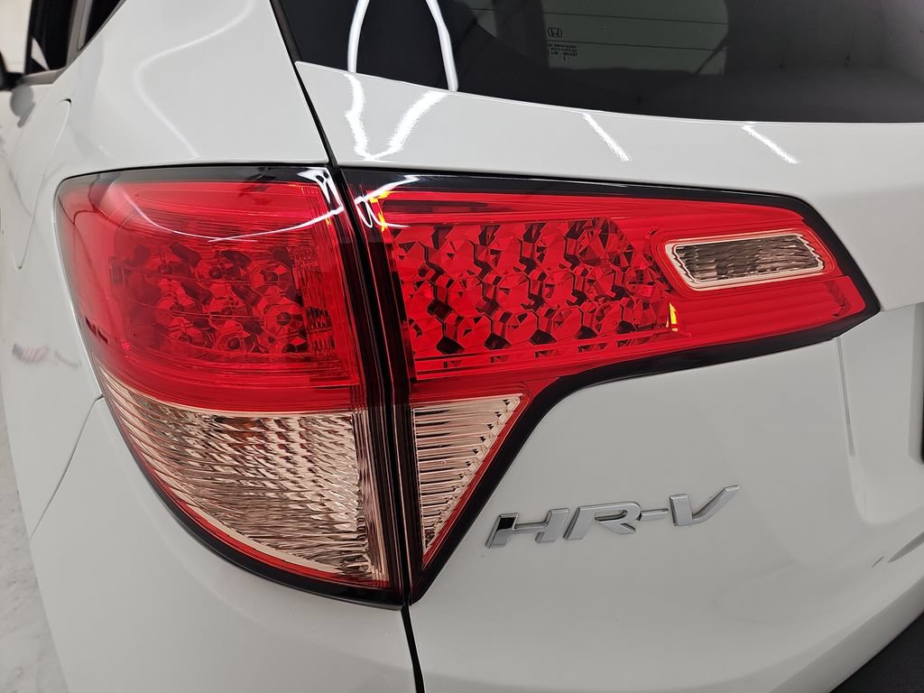 Used 2017 Honda HR-V EX-L image 40