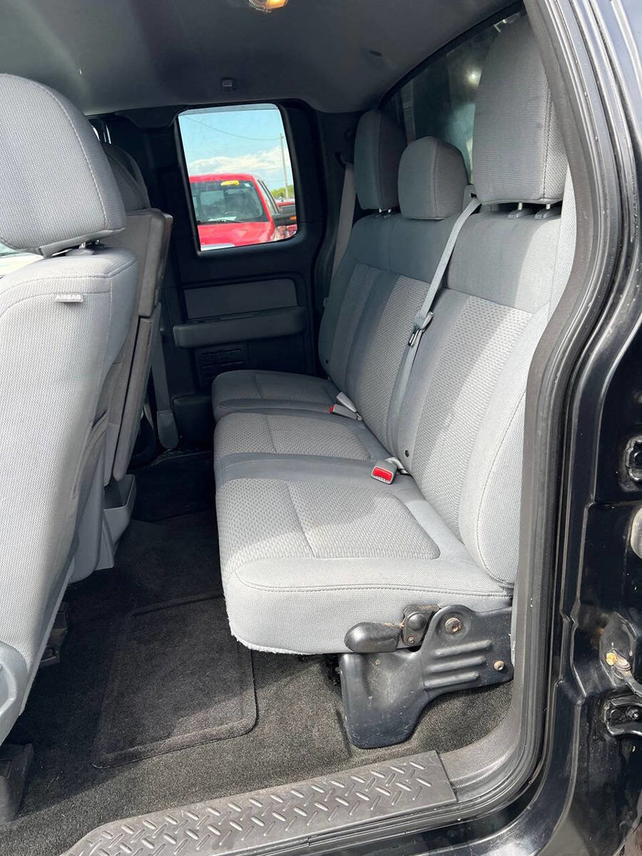 Used 2012 Ford F150 XLT w/ XLT Chrome Pkg AWD/4WD image 3