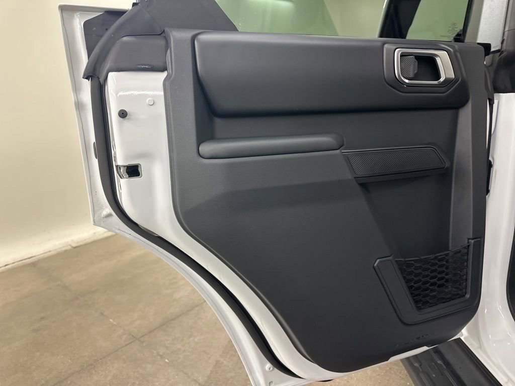 New 2025 Ford Bronco Outer Banks w/ Sasquatch Package AWD/4WD image 25