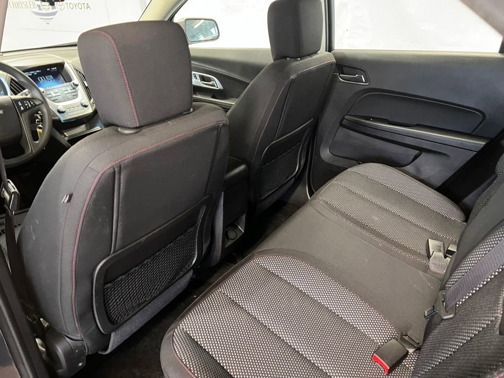 Used 2017 Chevrolet Equinox LS image 35