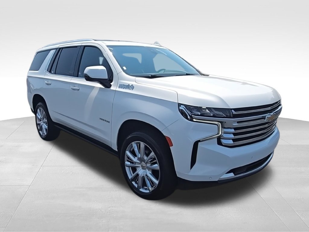 Used 2021 Chevrolet Tahoe High Country w/ Premium Package AWD/4WD image 2