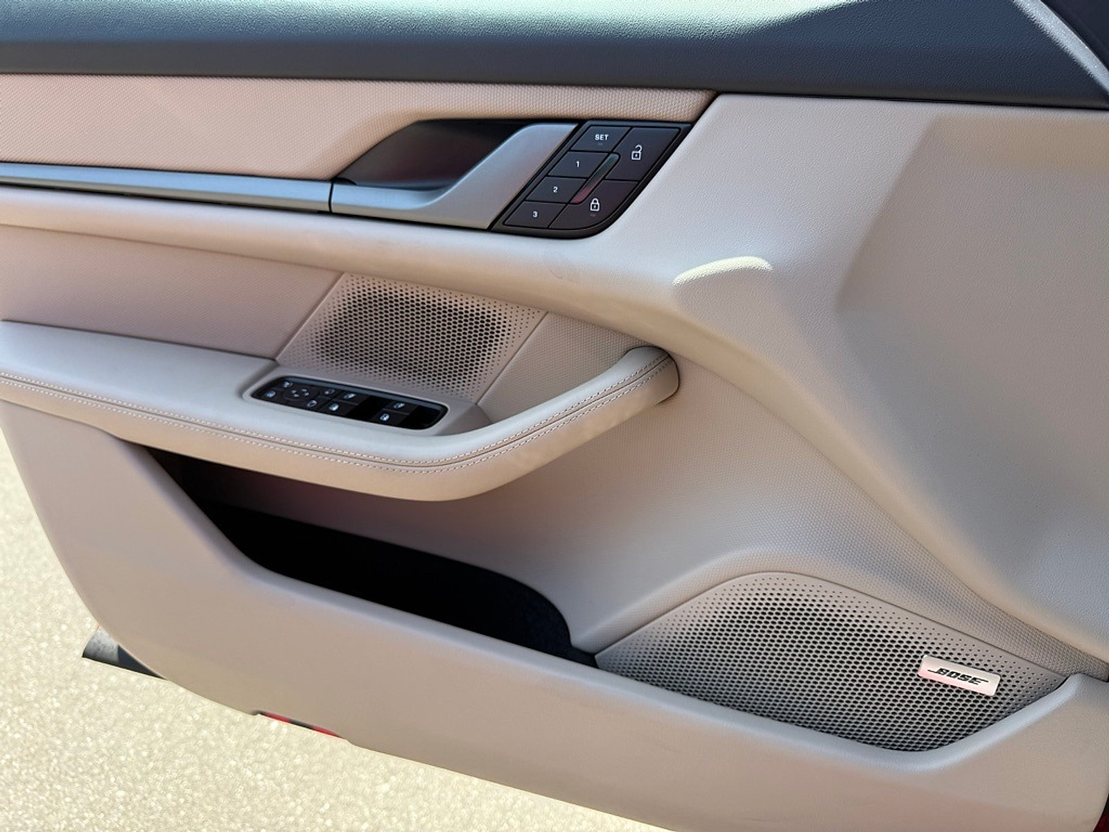 New 2025 Porsche Taycan 4S AWD/4WD image 26
