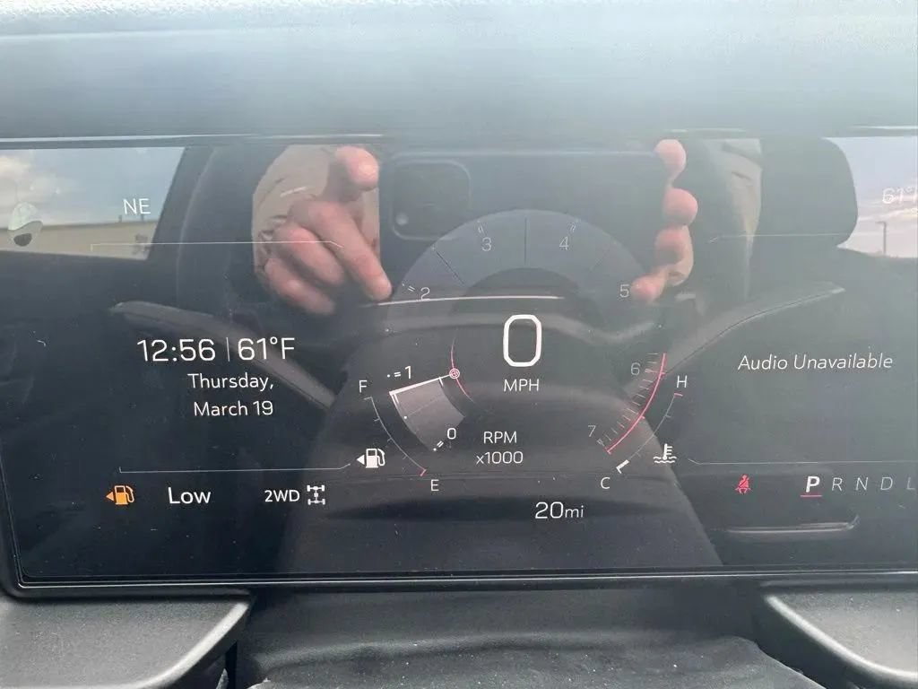 New 2026 GMC Terrain AT4 AWD/4WD image 23