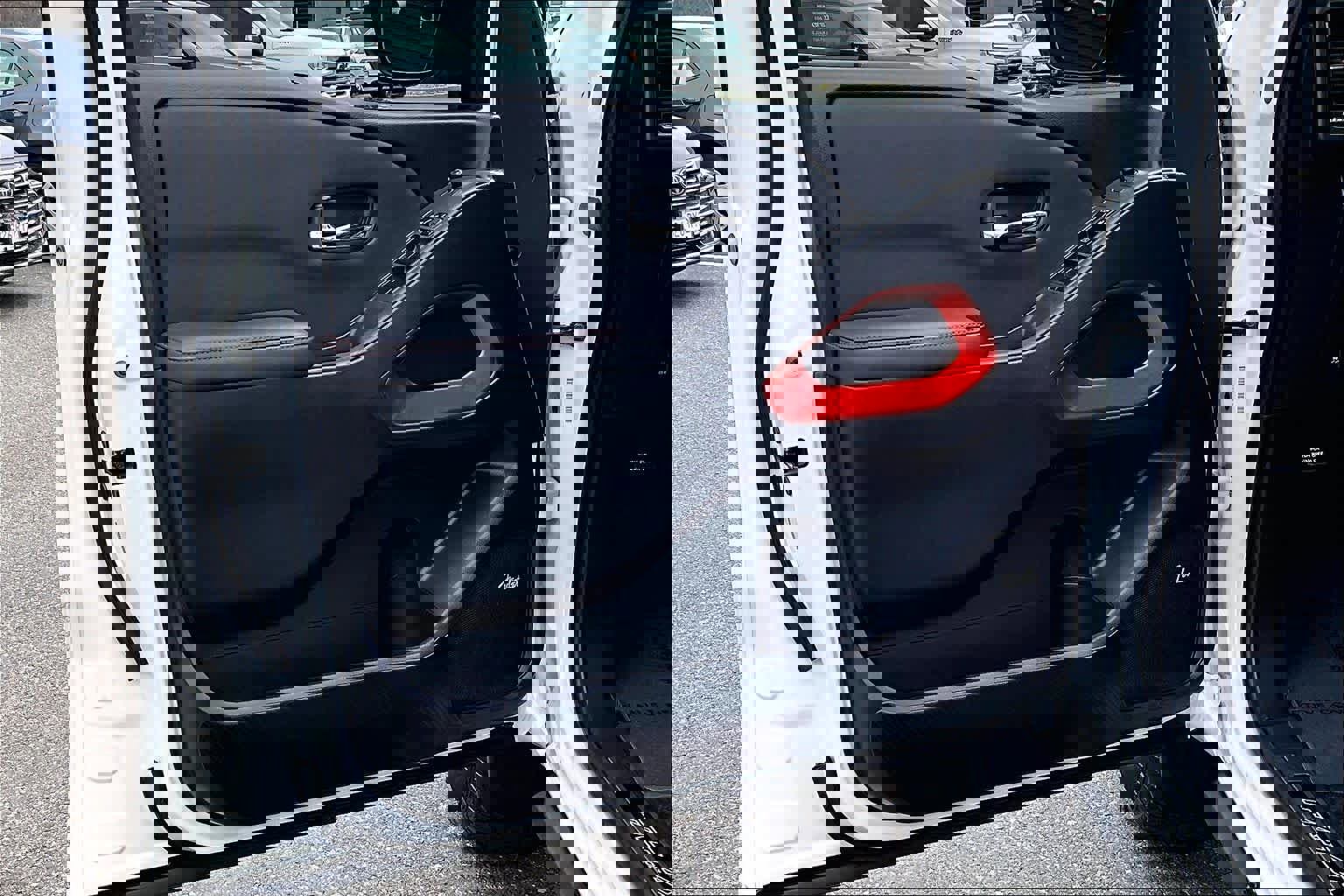 Used 2023 Nissan Frontier PRO-4X w/ Pro-4X Premium Package image 22