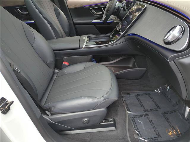 Used 2026 Mercedes-Benz EQE 320 4MATIC SUV image 21