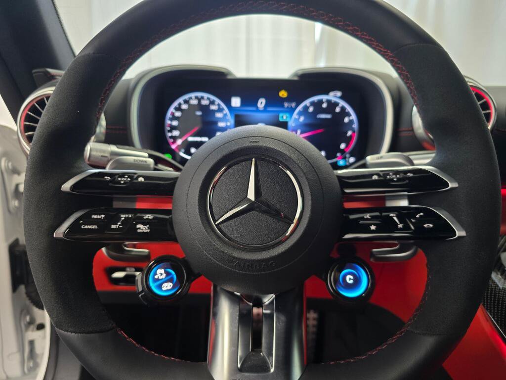 Used 2022 Mercedes-Benz SL 63 AMG 4MATIC image 14