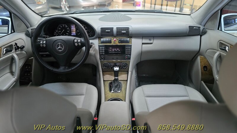 Used 2007 Mercedes-Benz C 230 Sedan image 21