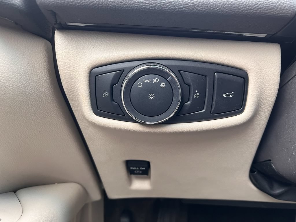 Used 2016 Lincoln MKZ AWD w/ Equipment Group 300A Reserve image 27