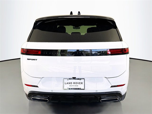 New 2025 Land Rover Range Rover Sport Dynamic SE image 6