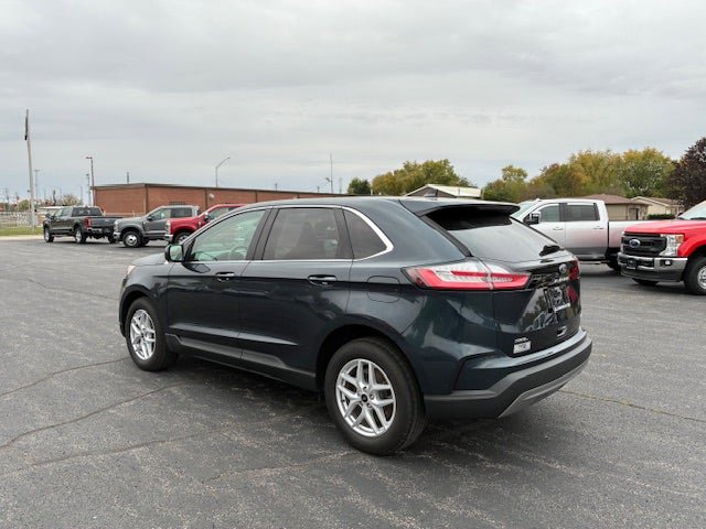 Used 2023 Ford Edge SEL w/ Convenience Package AWD/4WD image 3