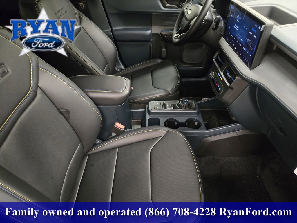 New 2026 Ford Maverick Lobo image 9