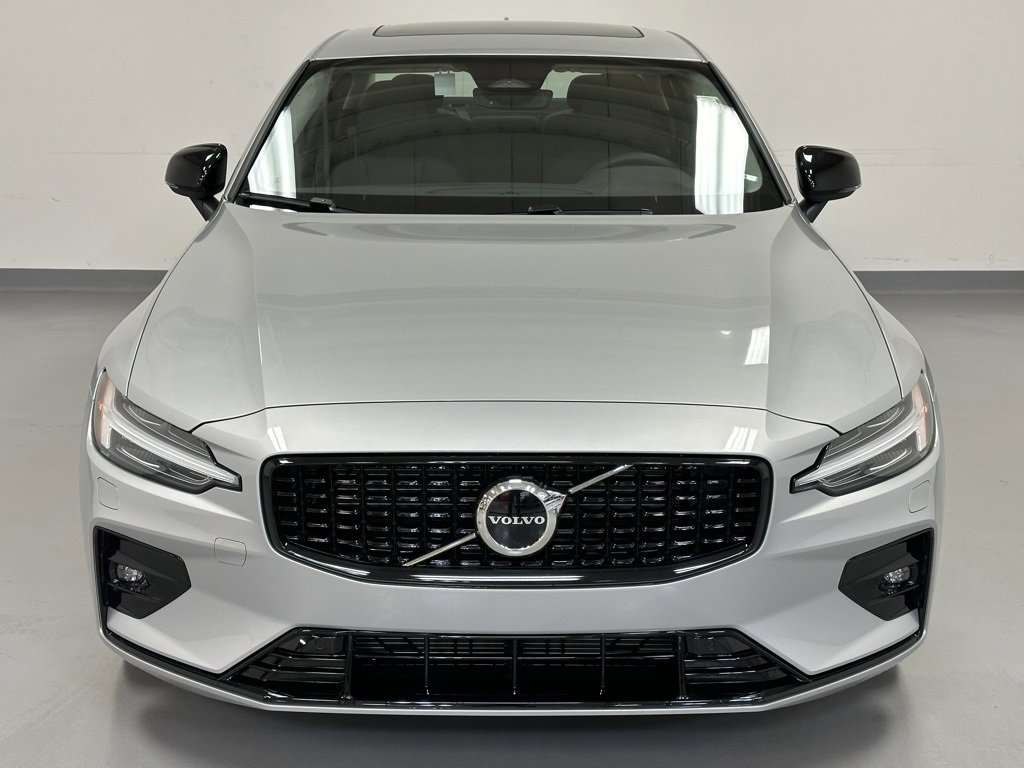 New 2024 Volvo S60 B5 Core w/ Climate Package image 3