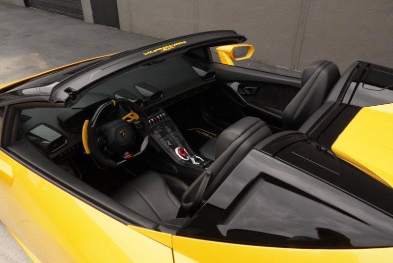 Used 2016 Lamborghini Huracan LP 610-4 AWD/4WD image 23