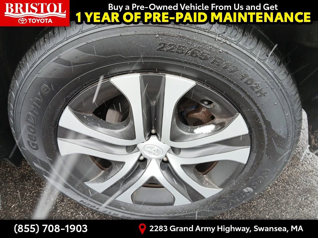 Used 2016 Toyota RAV4 LE image 11