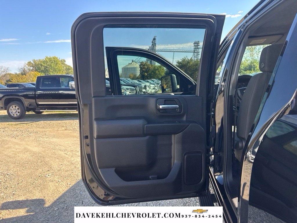 Used 2021 Chevrolet Silverado 2500 Custom w/ Custom Value Package AWD/4WD image 20