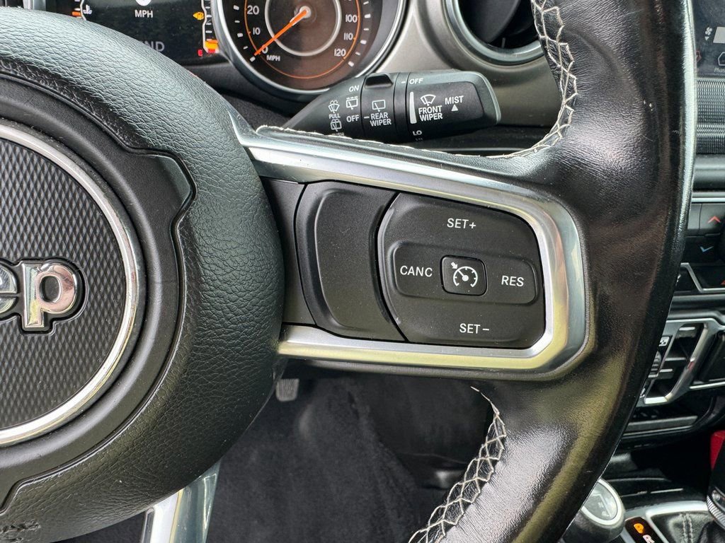 Used 2020 Jeep Wrangler Unlimited Sahara image 38