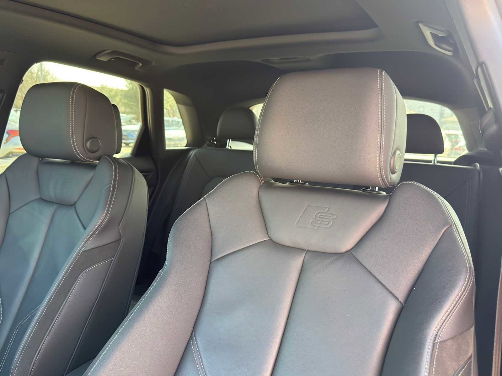 Used 2022 Audi Q3 2.0T Premium image 14